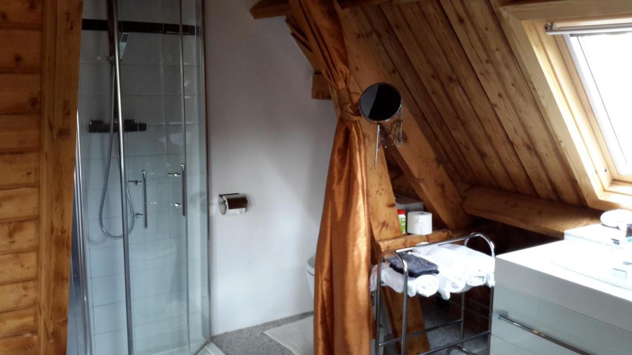 Place 2 Be Bed and Breakfast Eindhoven Esterno foto