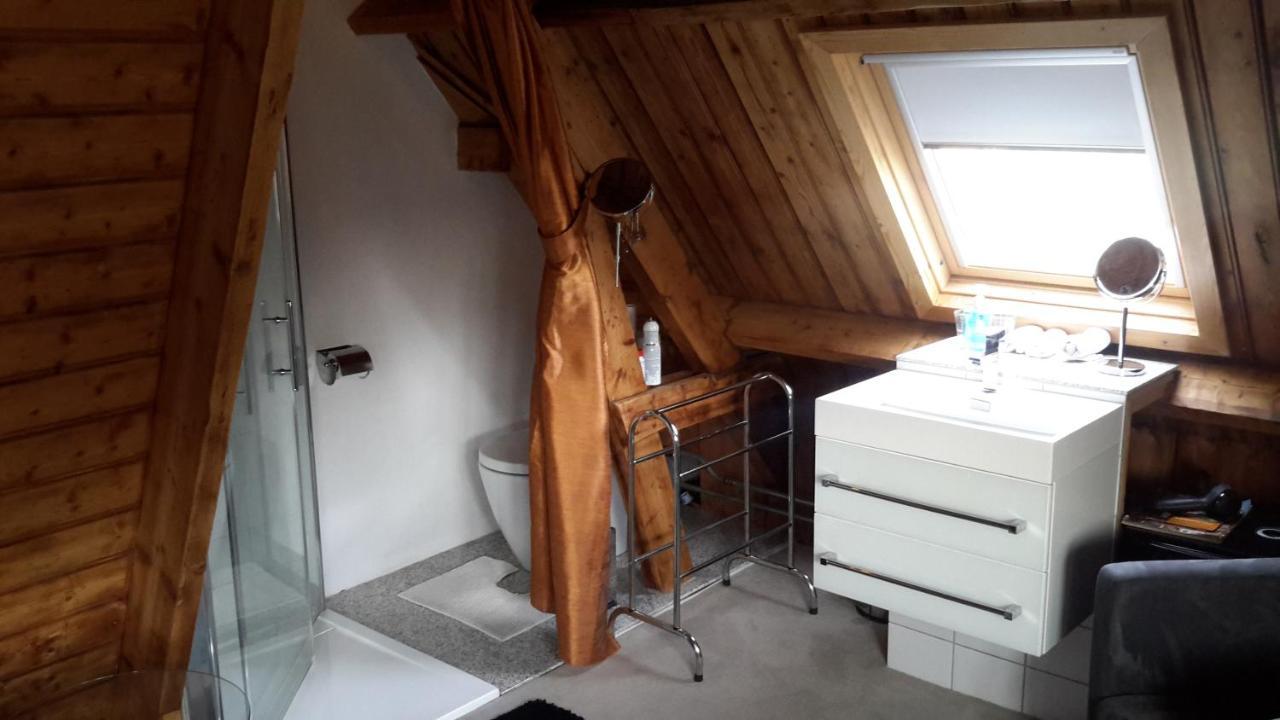 Place 2 Be Bed and Breakfast Eindhoven Esterno foto